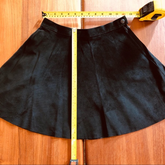 Brand new American Apparel black suede circle skirt, US M fits S - Picture 7 of 8